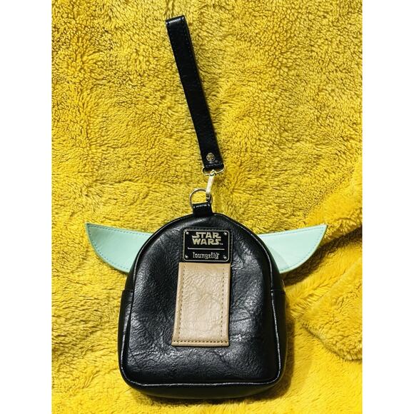 Loungefly Star Wars Mini Backpack Wristlet Grogu Baby Yoda gift idea collectible - Picture 2 of 7
